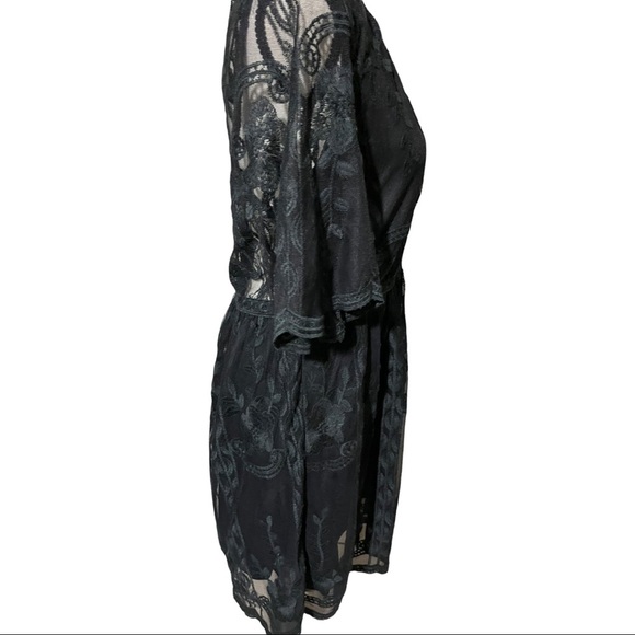 Haute monde lace dress plunge V-neck. Zipper back size Large. Black. - Picture 5 of 12